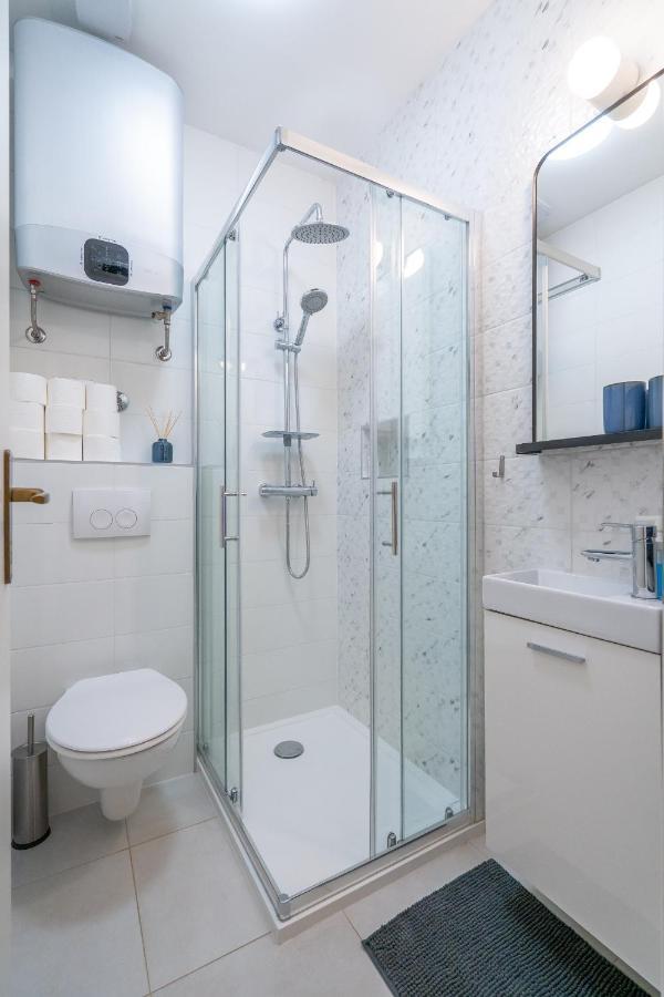 Starry Night Studio Apartment Rijeka Eksteriør billede